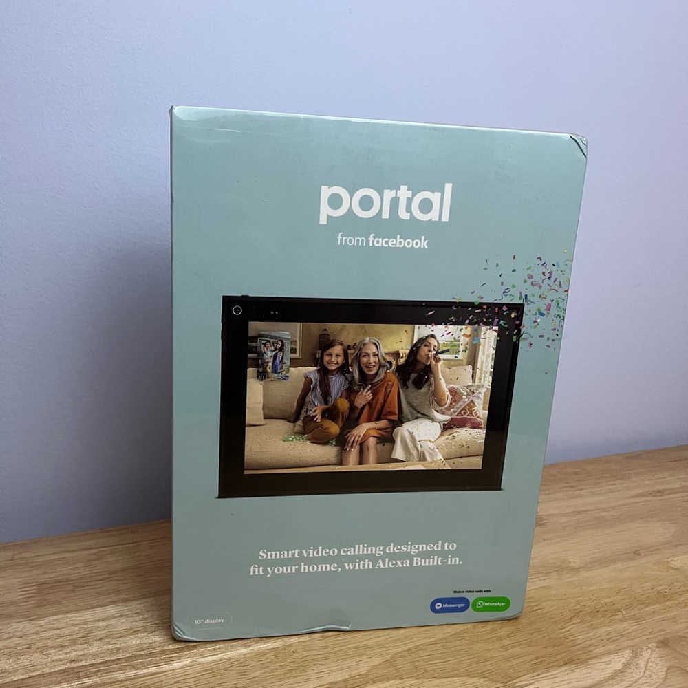Portal by Facebook 10” New in Box